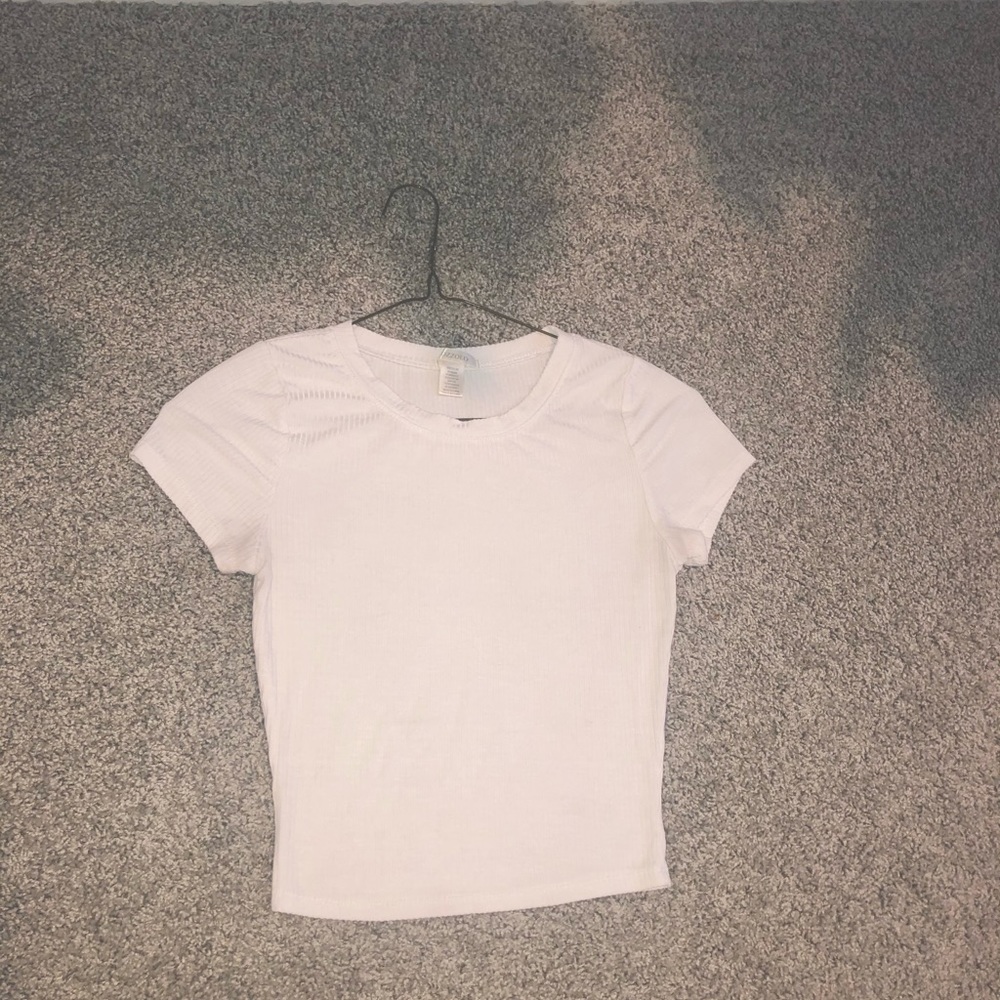 Bozzolo white short sleeve tee.